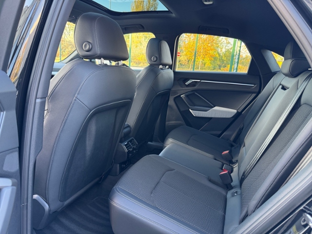 Q3 Sportback 35 TFSI S line S tronic AHK Pano