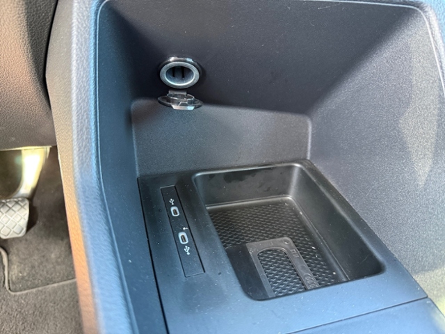 Caddy Maxi Life 2.0 TDI KLIMA NAVI ALU