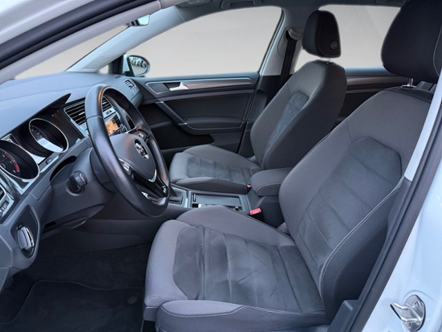 Golf VII Variant 1.5 TSI CL AHK Navi LED