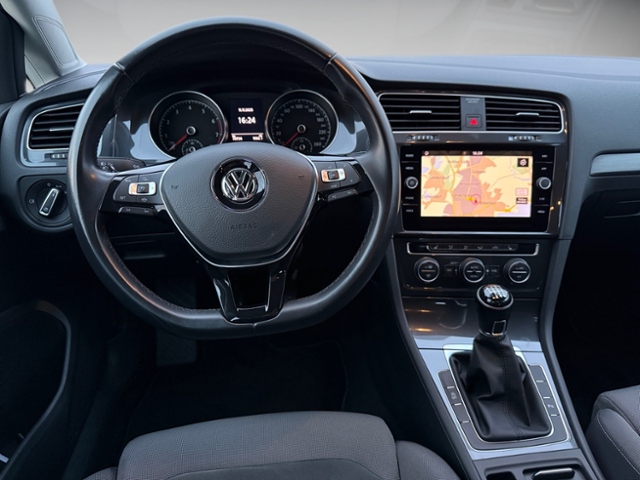 Golf VII Variant 1.5 TSI CL AHK Navi LED