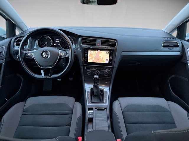 Golf VII Variant 1.5 TSI CL AHK Navi LED