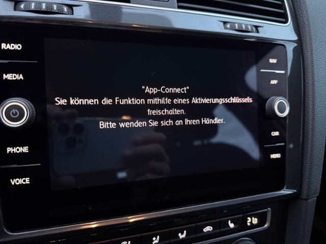 Golf VII Variant 1.5 TSI CL AHK Navi LED