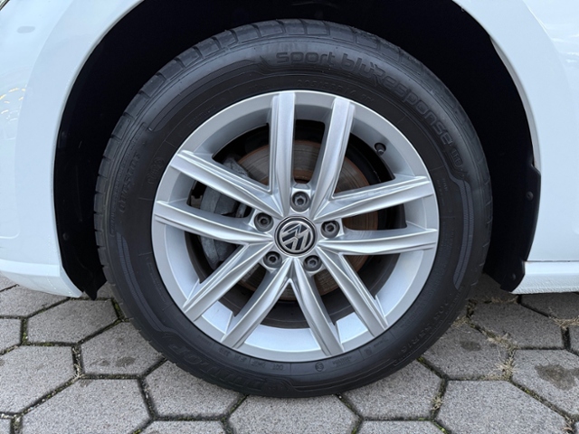 Golf VII Variant 1.5 TSI CL AHK Navi LED