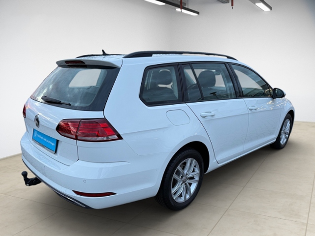 Golf VII Variant 1.5 TSI CL AHK Navi LED