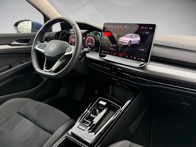 Golf VIII 1.5 eTSI Style DSG LED Kamera