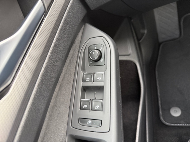 Golf VIII 1.5 eTSI Style DSG LED Kamera