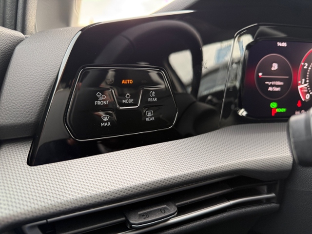 Golf VIII 1.5 eTSI Style DSG LED Kamera