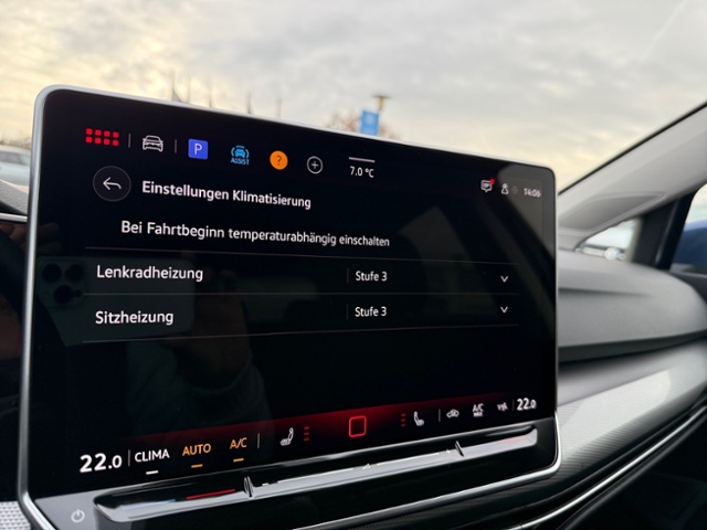 Golf VIII 1.5 eTSI Style DSG LED Kamera