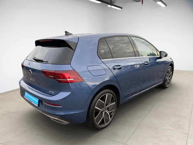 Golf VIII 1.5 eTSI Style DSG LED Kamera