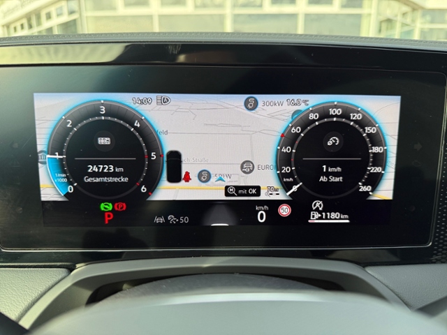 Passat Variant 2.0 TDI Business LED AHK Navi