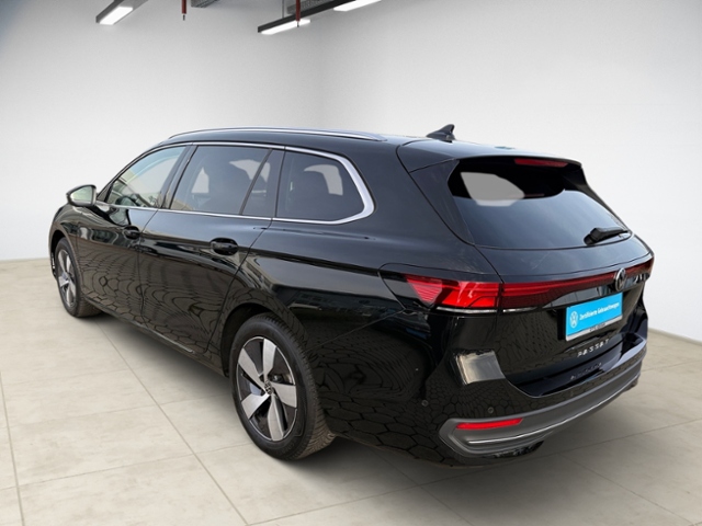 Passat Variant 2.0 TDI Business LED AHK Navi