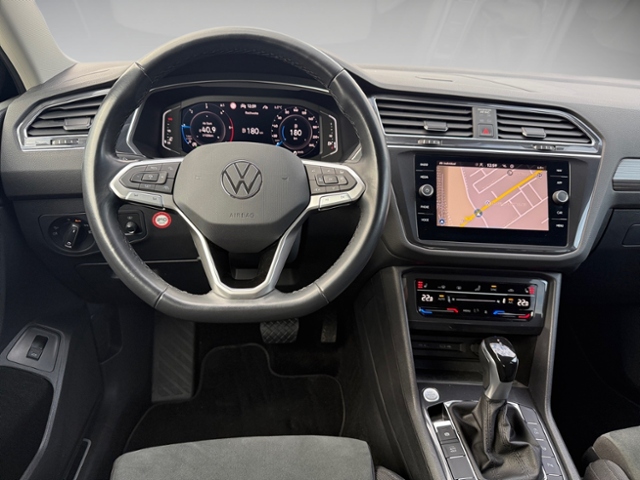 Tiguan Allspace 2.0 TDI DSG 4M AHK Standhz IQLED