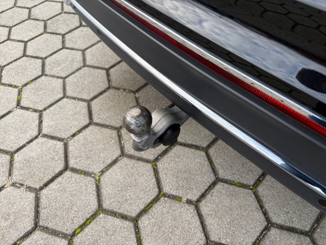 Tiguan Allspace 2.0 TDI DSG 4M AHK Standhz IQLED