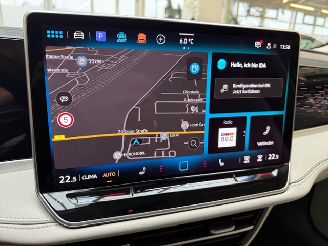 Passat Variant 2.0 TDI Elegance LED AHK Kamera