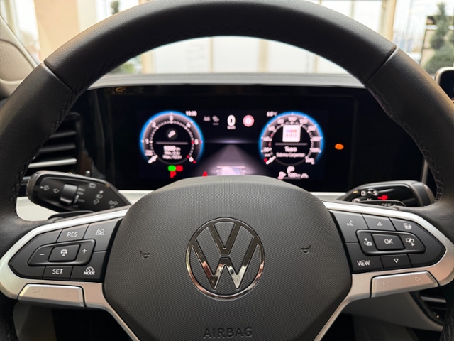 Passat Variant 2.0 TDI Elegance LED AHK Kamera