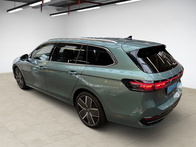 Passat Variant 2.0 TDI Elegance LED AHK Kamera