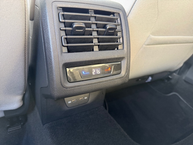 Golf VIII 1.5 eTSI Style DSG LED AHK Navi Pano