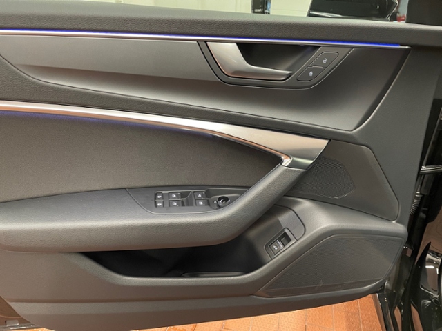 A6 Avant 45 TDI quattro S line Standh