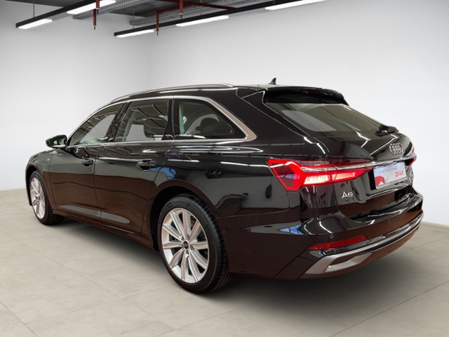 A6 Avant 45 TDI quattro S line Standh
