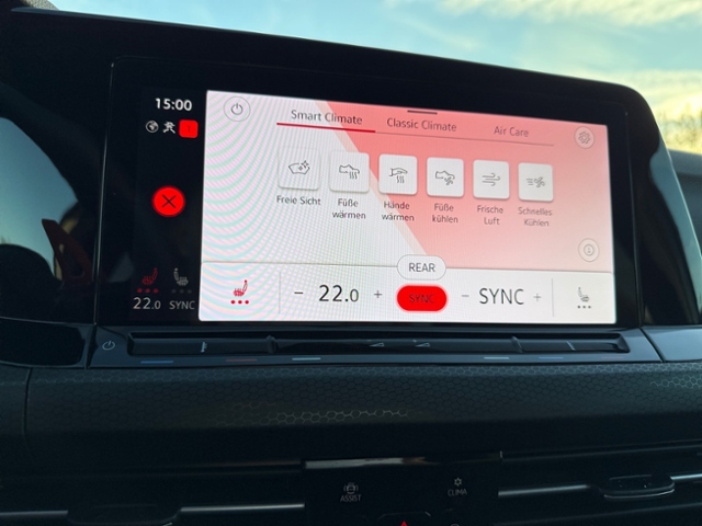 Golf VIII 2.0 TSI GTI DSG LED Navi Kamera