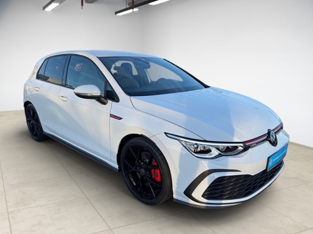 Golf VIII 2.0 TSI GTI DSG LED Navi Kamera