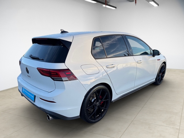 Golf VIII 2.0 TSI GTI DSG LED Navi Kamera