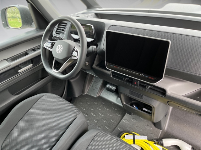 ID.Buzz Cargo Pro 1-Gang 79 KW/h ACC DAB+