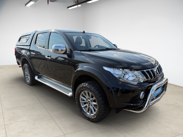 L200 2.4 DI-D 4x4 Top DoKa Xenon Leder