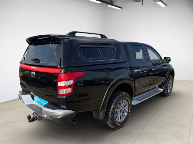 L200 2.4 DI-D 4x4 Top DoKa Xenon Leder