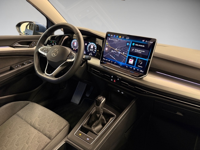 Golf VIII 1.5 TSI Life AHK LED Navi ACC