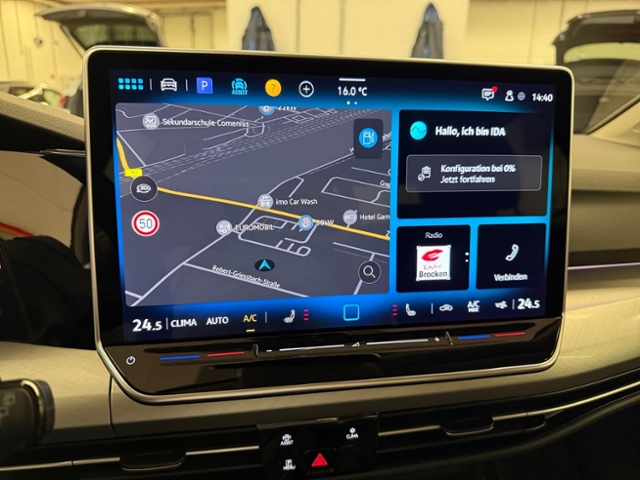 Golf VIII 1.5 TSI Life AHK LED Navi ACC