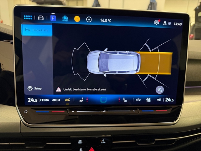 Golf VIII 1.5 TSI Life AHK LED Navi ACC