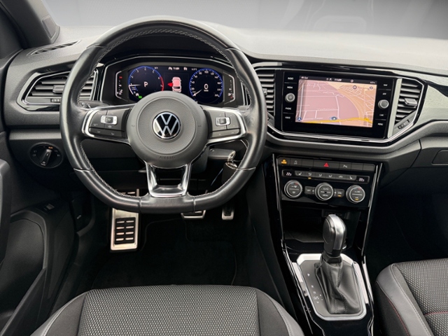T-Roc 1.5 TSI Sport DSG AHK Kamera LED