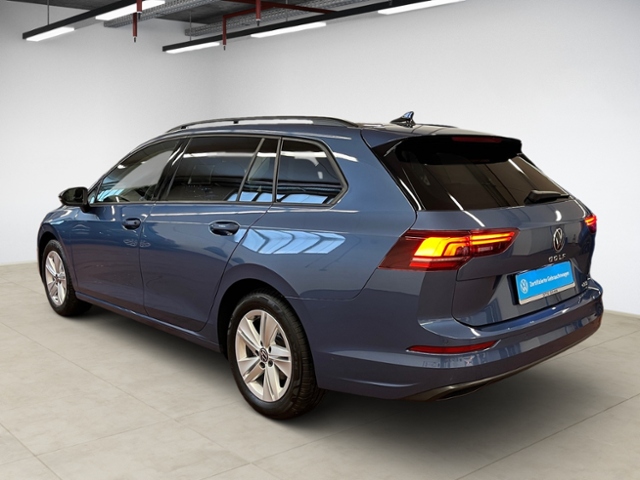 Golf VIII Variant 1.5 eTSI Life DSG LED Navi