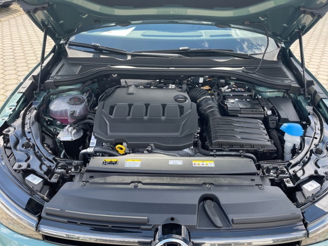 Passat Variant 2.0 TDI Elegance DSG 4M AHK