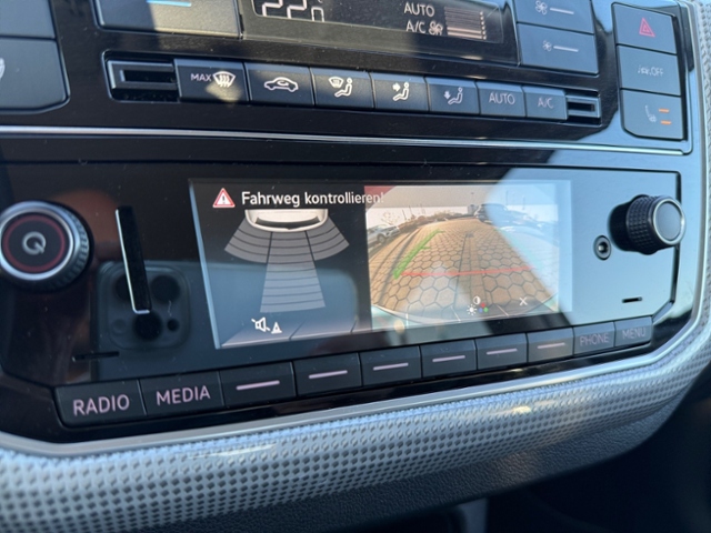 e-up! Style beh. Frontscheibe Kamera