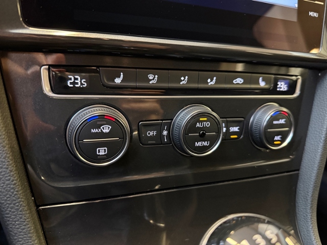 Golf VII 1.0 TSI CL Kamera Massage