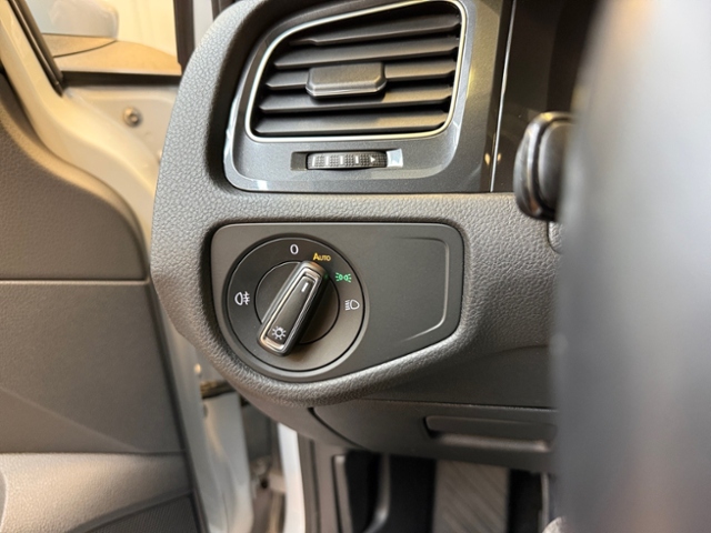 Golf VII 1.0 TSI CL Kamera Massage