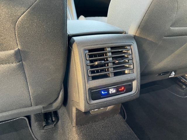 Golf VIII 1.5 eTSI Life DSG LED Kamera ACC