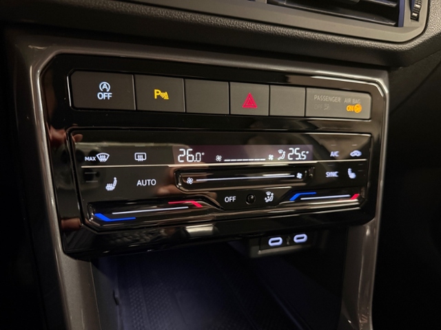 T-Cross 1.0 TSI Style DSG AHK Kamera LED