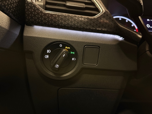 T-Cross 1.0 TSI Style DSG AHK Kamera LED