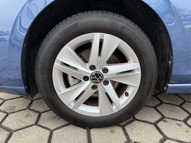 Golf VIII 1.5 TSI Life LED ACC DAB+