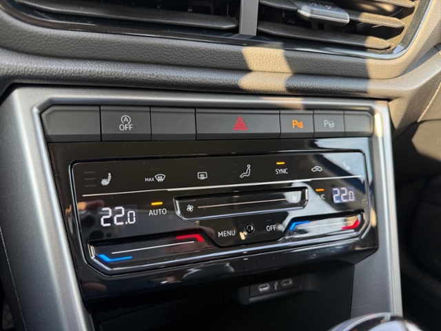 T-Roc 1.0 TSI Life LED Navi Parklenkass.