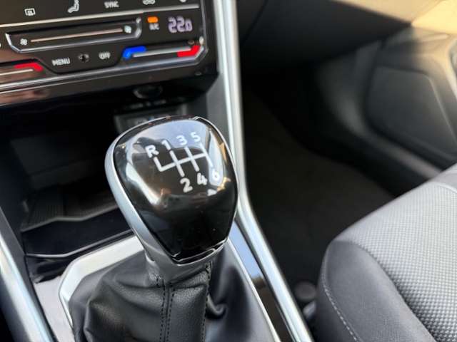 T-Roc 1.0 TSI Life LED Navi Parklenkass.