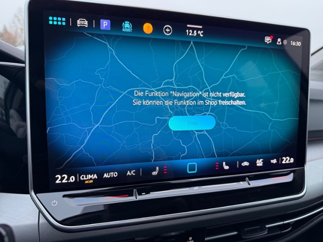 Golf VIII 1.5 TSI Life KLIMA LED ALU