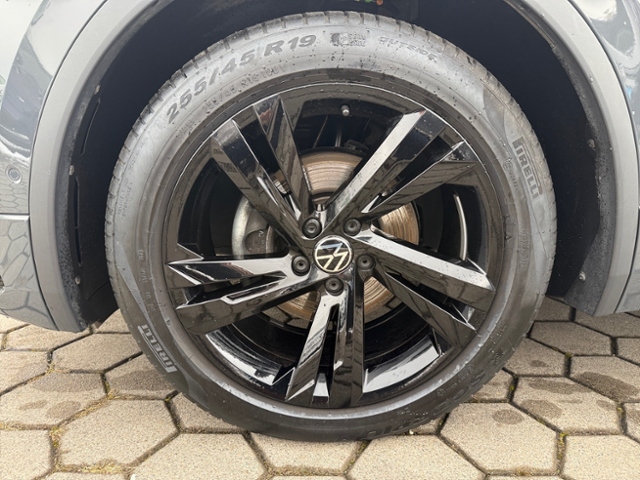 Tiguan 2.0 TDI DSG R-Line Standh. LED