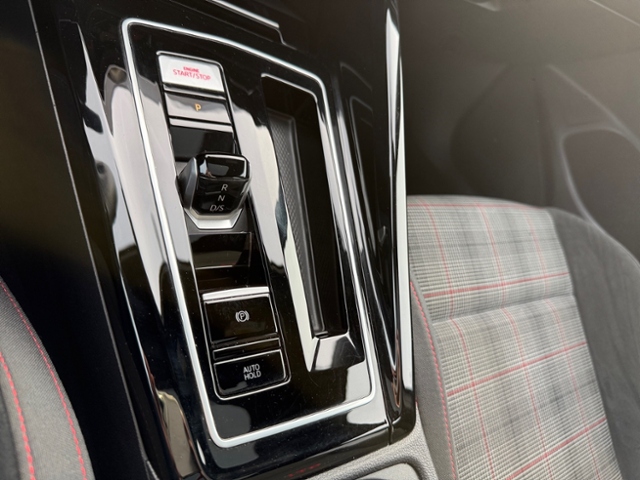 Golf VIII 2.0 TSI GTI LED-Matrix Standh. Pano