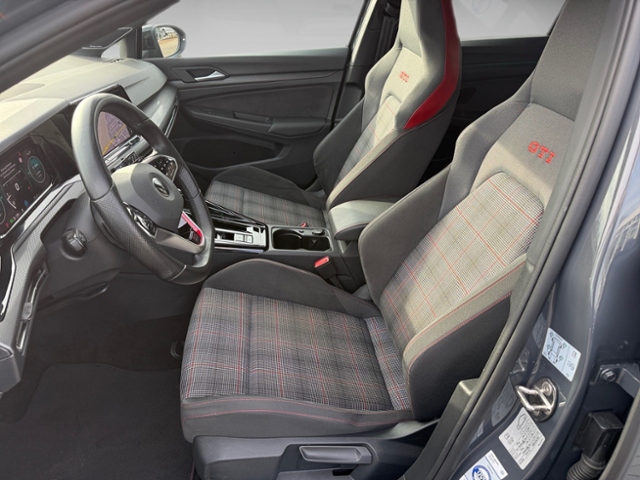 Golf VIII 2.0 TSI GTI LED-Matrix Standh. Pano