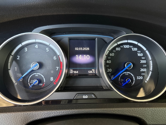 Golf VII Variant 2.0 TSI R 4Motion Pano Kamera