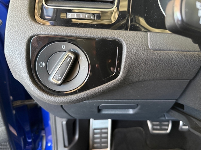 Golf VII Variant 2.0 TSI R 4Motion Pano Kamera